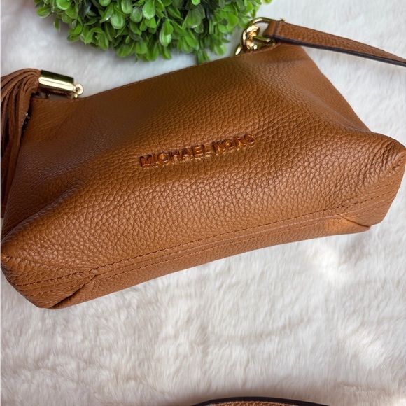 Michael Kors Brown Leather Crossbody Bag - Picture 9 of 10